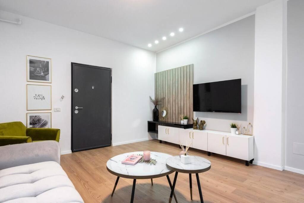 Old Town Bucharest Apartment Poiana 7 Ngoại thất bức ảnh