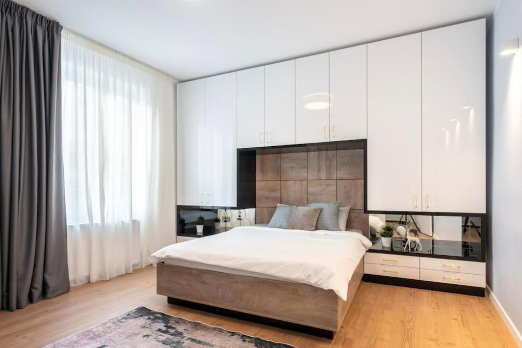 Old Town Bucharest Apartment Poiana 7 Ngoại thất bức ảnh